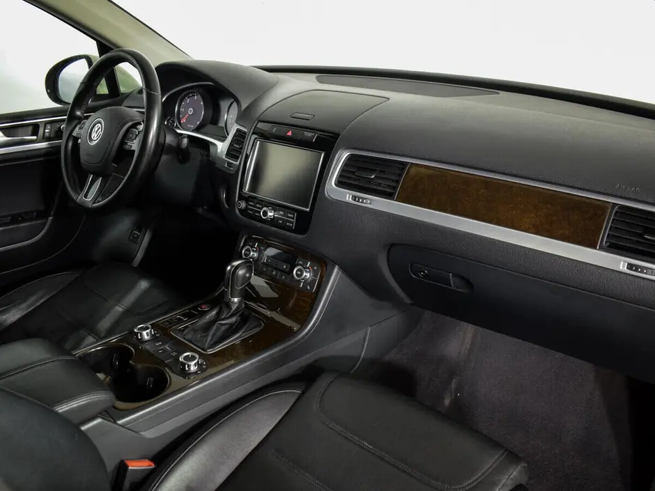 Volkswagen Touareg, 2011 г.