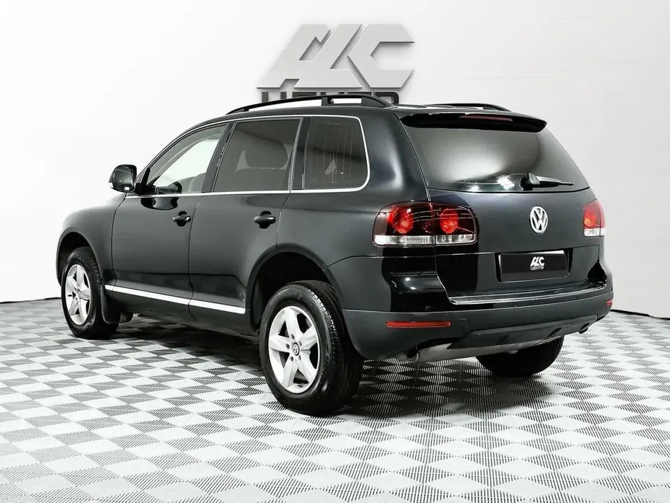 Volkswagen Touareg, 2010 г.