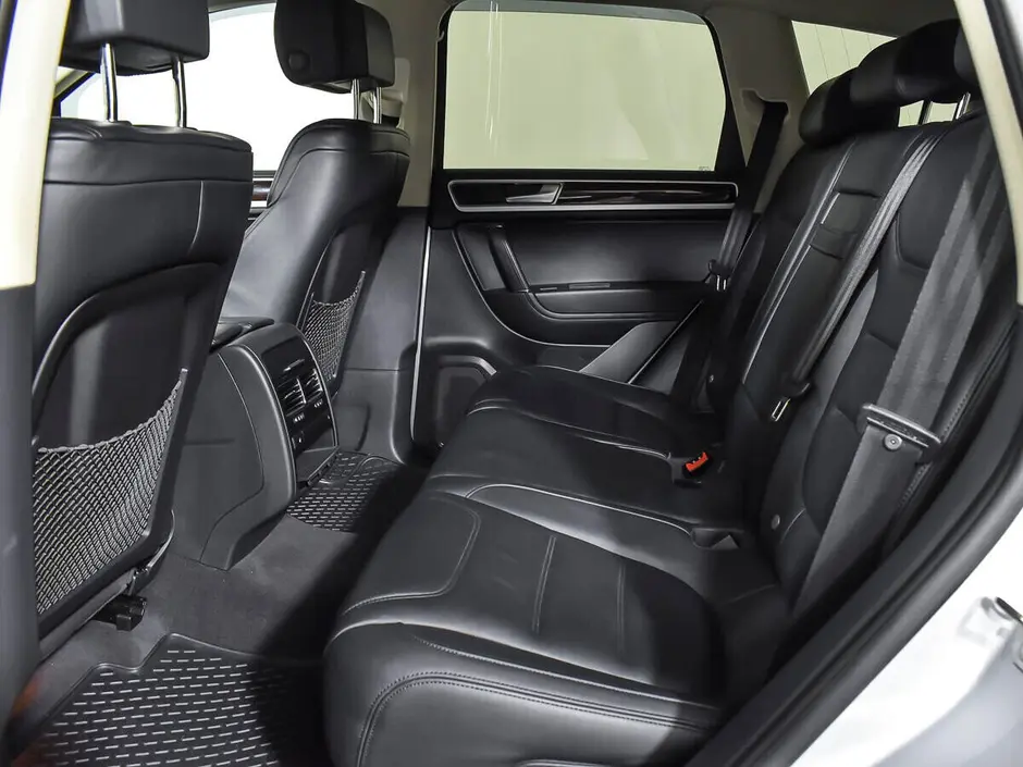 Volkswagen Touareg, 2015 г.