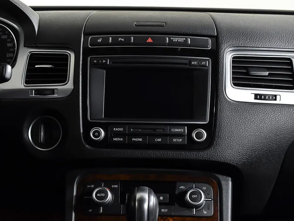 Volkswagen Touareg, 2015 г.