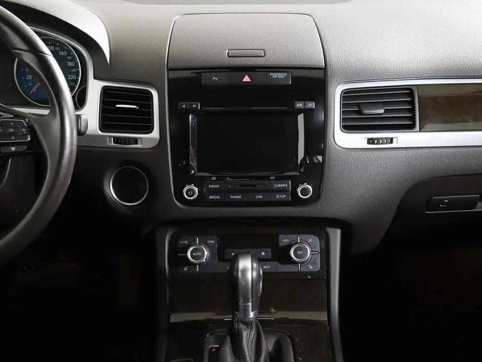 Volkswagen Touareg, 2014 г.