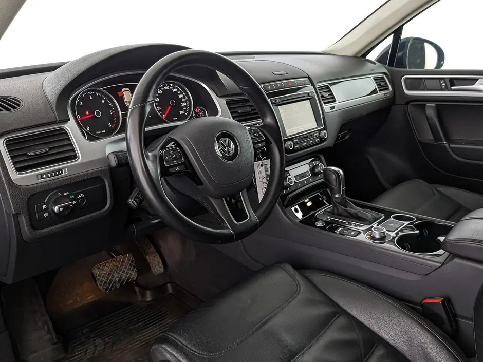 Volkswagen Touareg, 2015 г.