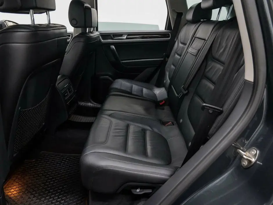 Volkswagen Touareg, 2013 г.