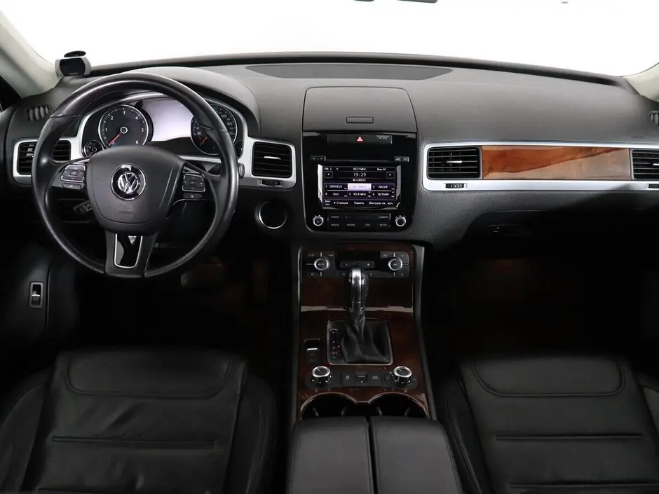 Volkswagen Touareg, 2012 г.