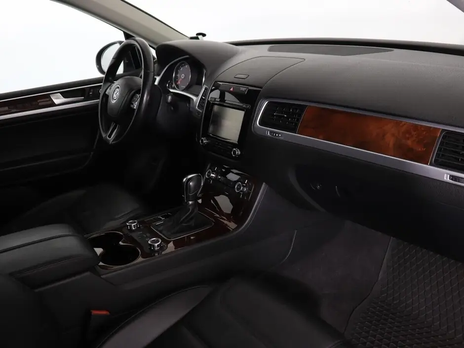 Volkswagen Touareg, 2012 г.