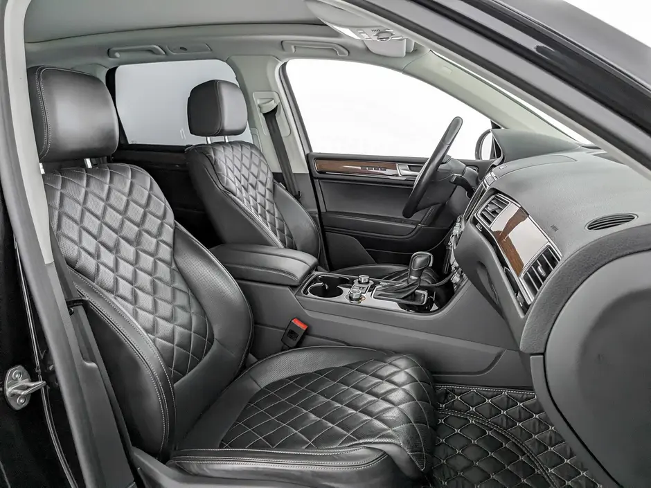 Volkswagen Touareg, 2015 г.