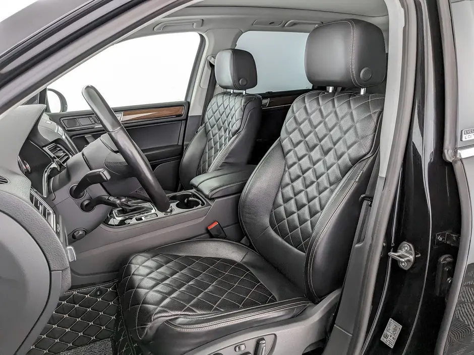 Volkswagen Touareg, 2015 г.