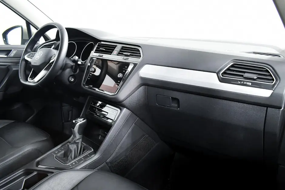 Volkswagen Tiguan, 2021 г.