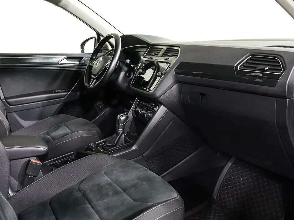 Volkswagen Tiguan, 2017 г.