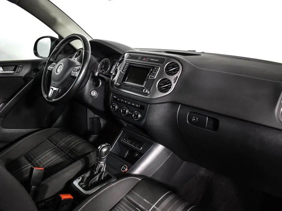 Volkswagen Tiguan, 2016 г.