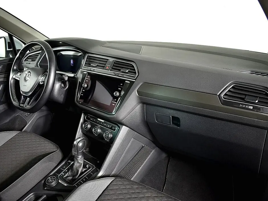 Volkswagen Tiguan, 2018 г.