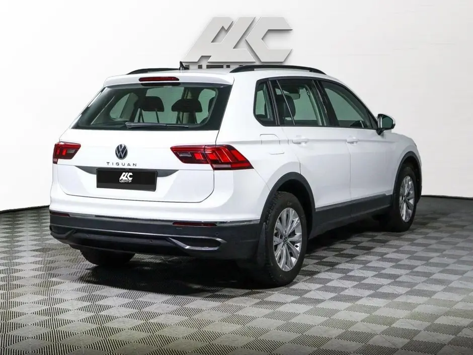 Volkswagen Tiguan, 2020 г.