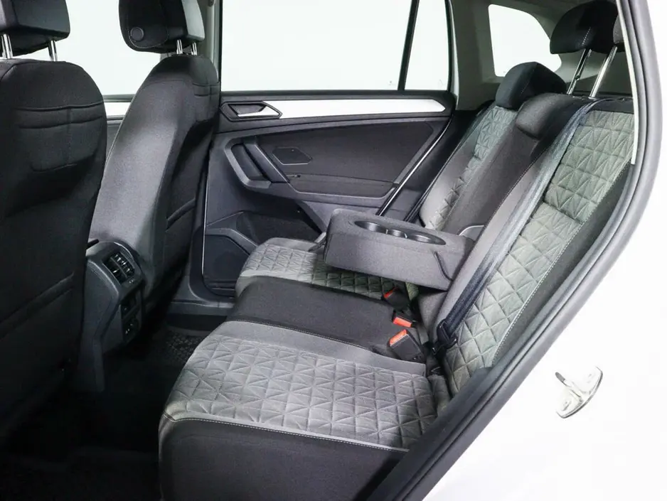 Volkswagen Tiguan, 2020 г.