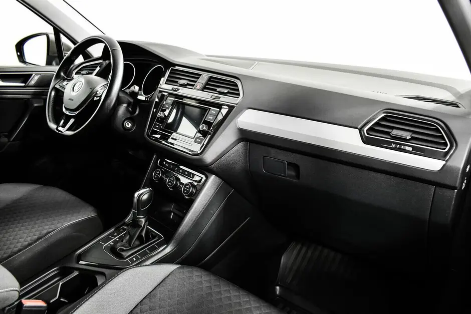 Volkswagen Tiguan, 2018 г.