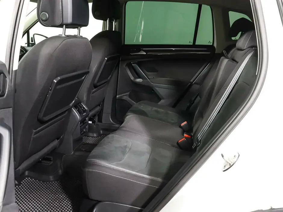 Volkswagen Tiguan, 2020 г.