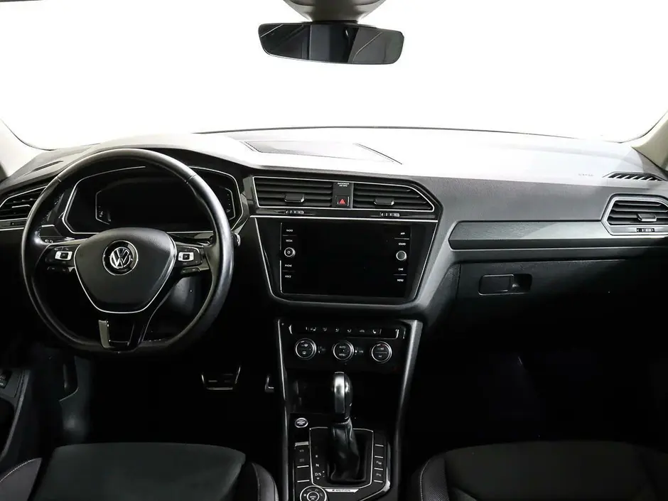 Volkswagen Tiguan, 2020 г.