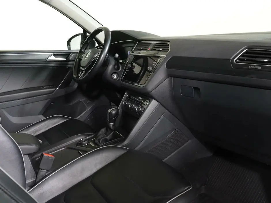 Volkswagen Tiguan, 2017 г.