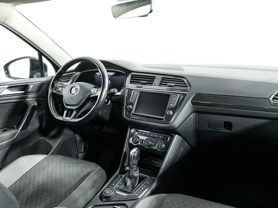 Volkswagen Tiguan, 2017 г.