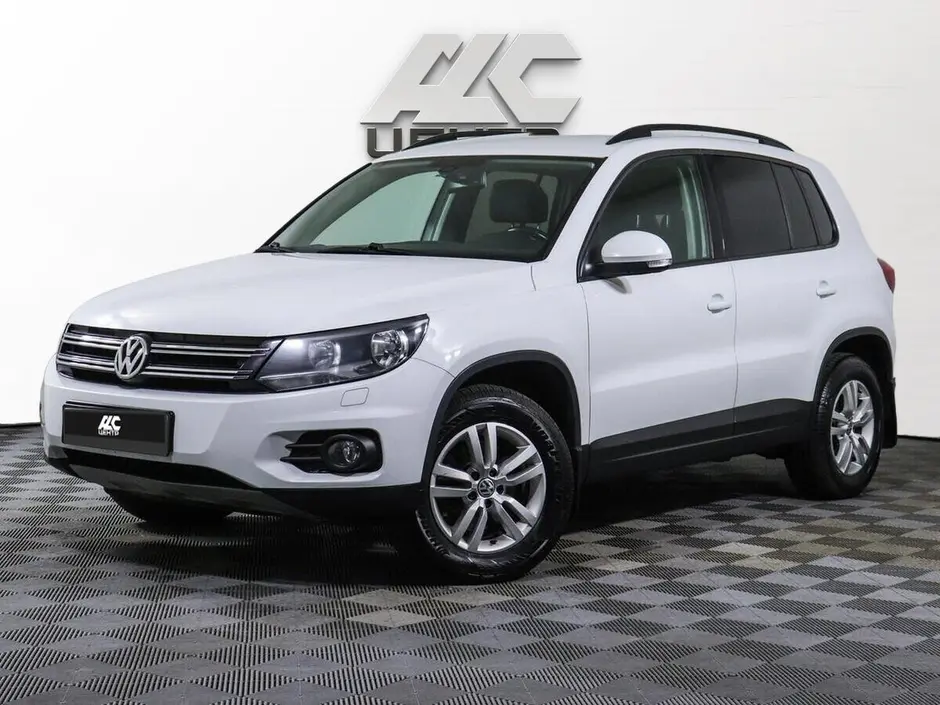 Volkswagen Tiguan, 2015 г.