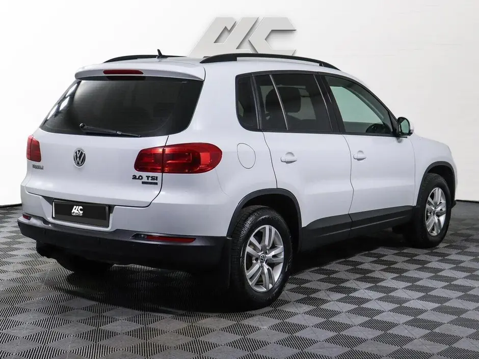 Volkswagen Tiguan, 2015 г.