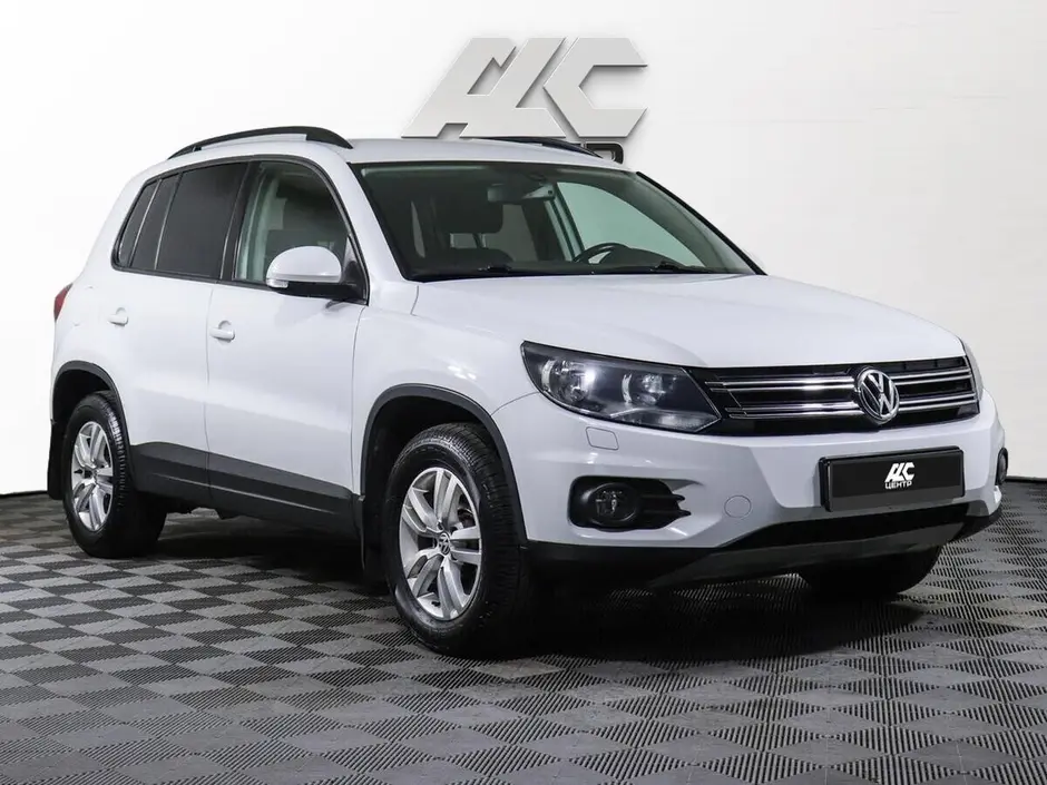 Volkswagen Tiguan, 2015 г.