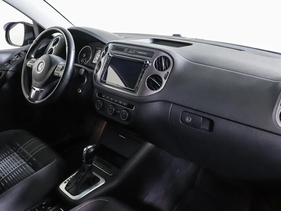 Volkswagen Tiguan, 2015 г.