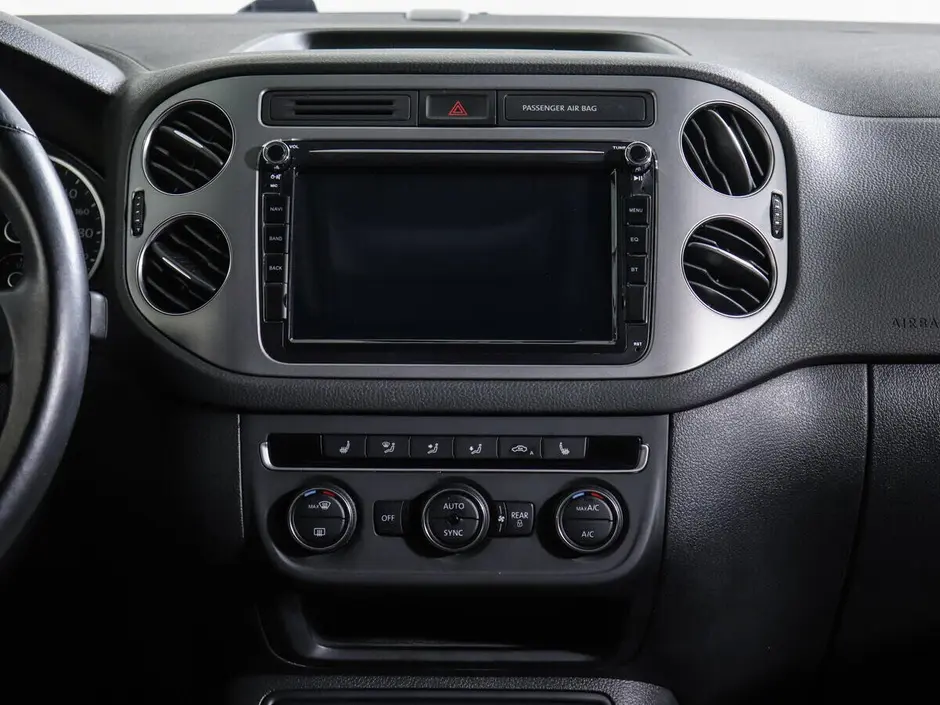 Volkswagen Tiguan, 2015 г.