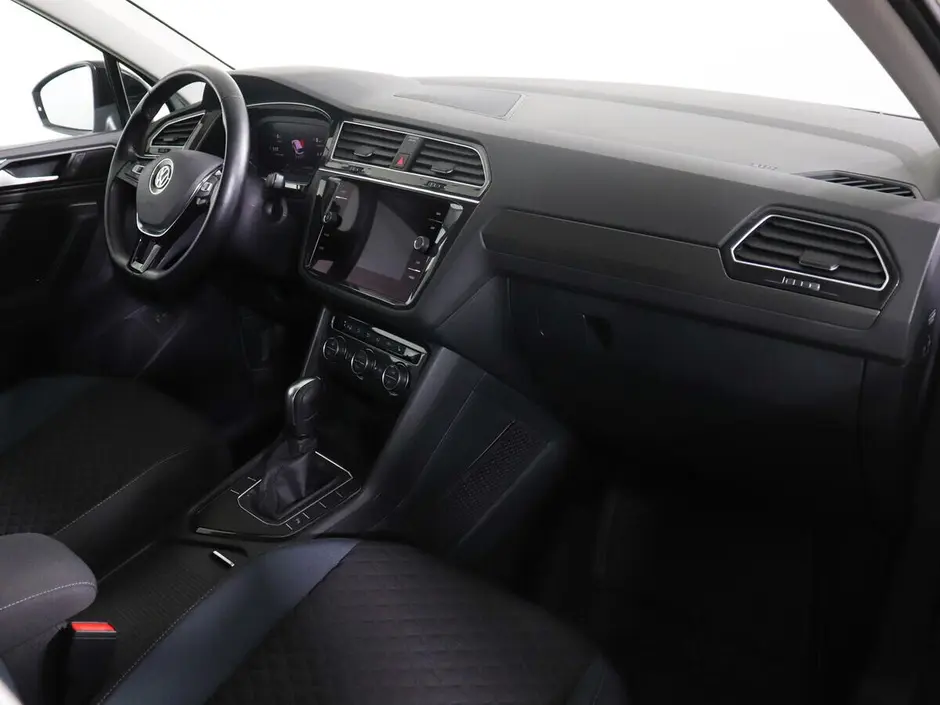 Volkswagen Tiguan, 2020 г.