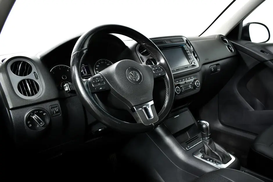 Volkswagen Tiguan, 2012 г.