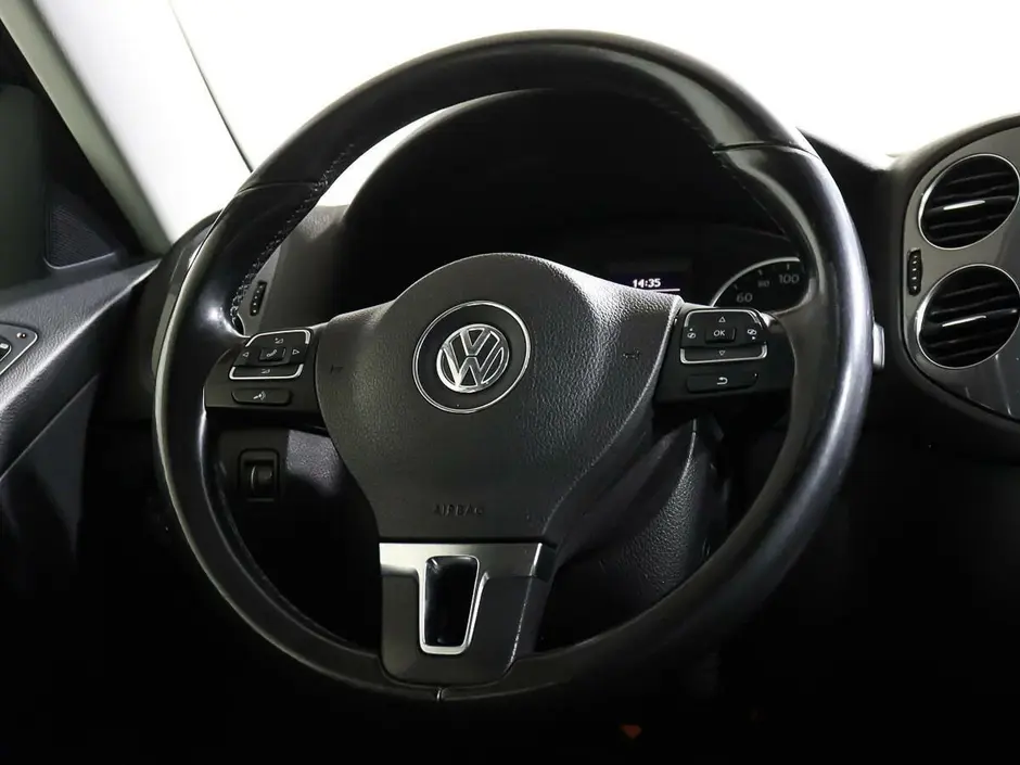 Volkswagen Tiguan, 2012 г.