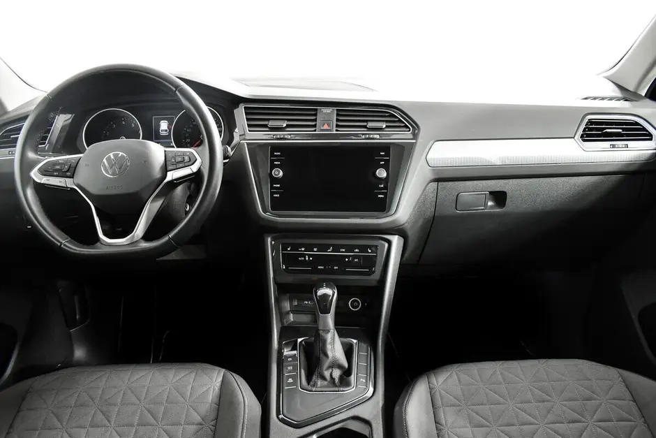 Volkswagen Tiguan, 2020 г.