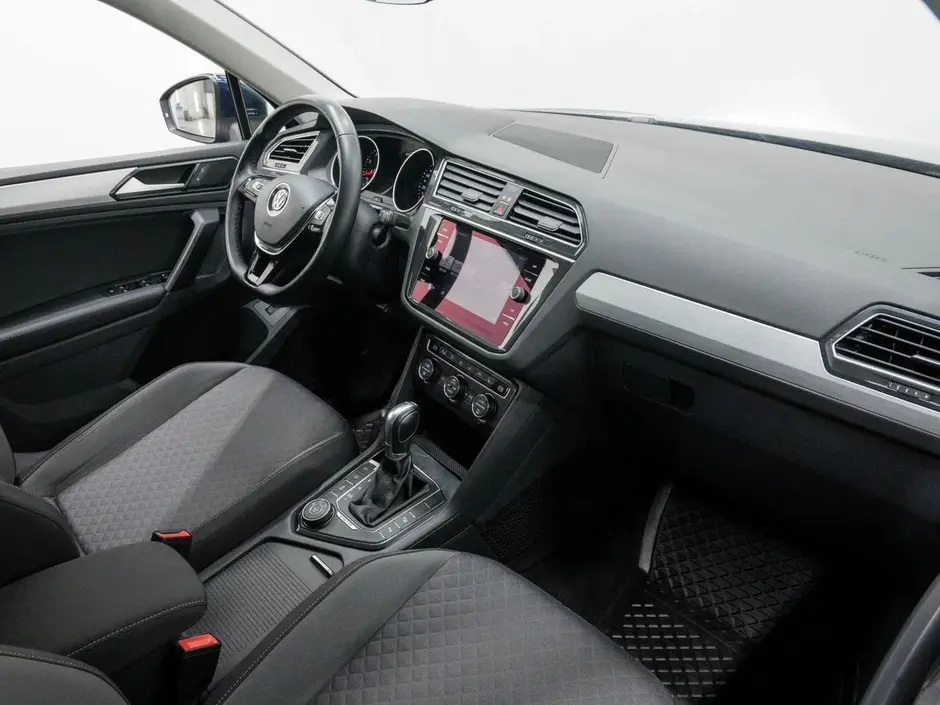 Volkswagen Tiguan, 2017 г.