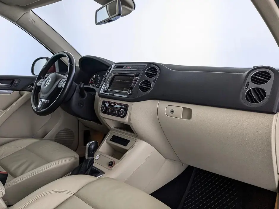 Volkswagen Tiguan, 2014 г.