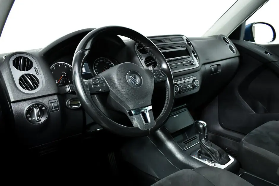 Volkswagen Tiguan, 2012 г.