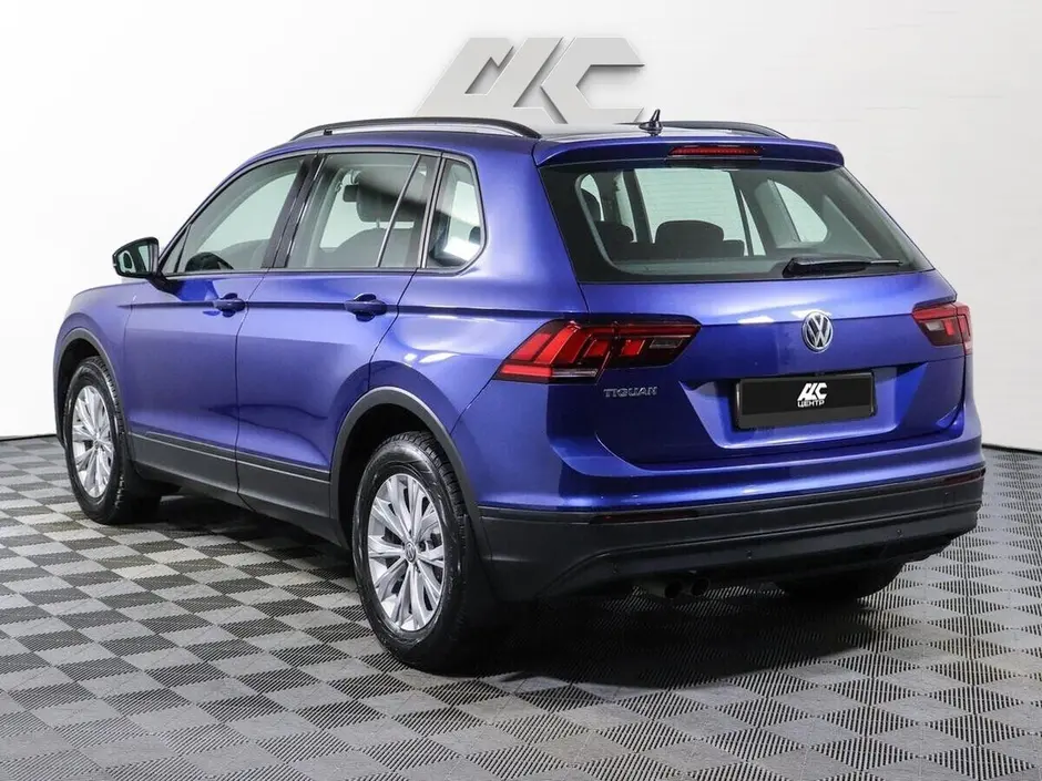 Volkswagen Tiguan, 2020 г.