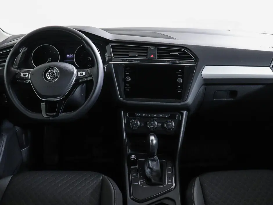 Volkswagen Tiguan, 2020 г.