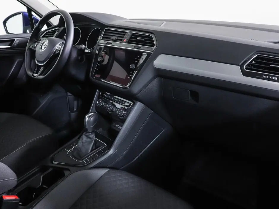 Volkswagen Tiguan, 2020 г.