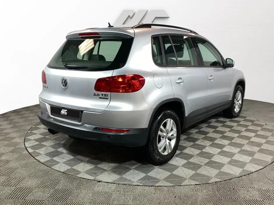 Volkswagen Tiguan, 2011 г.
