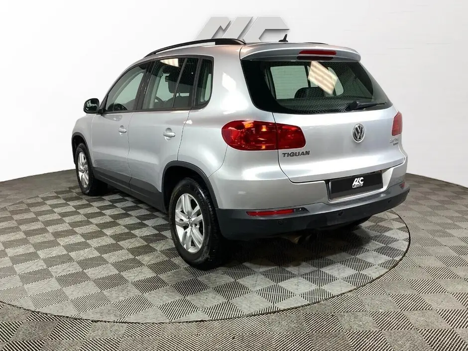 Volkswagen Tiguan, 2011 г.