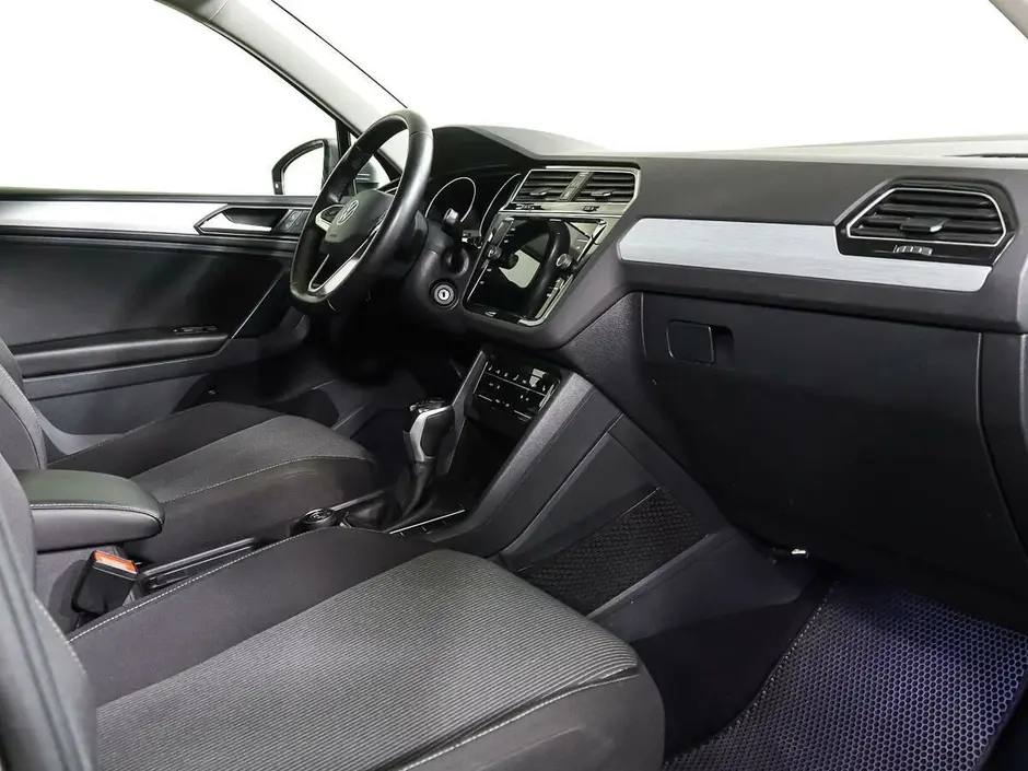 Volkswagen Tiguan, 2021 г.