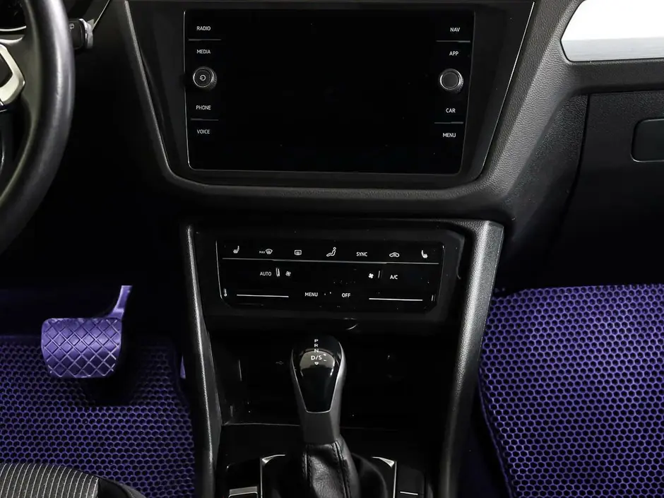 Volkswagen Tiguan, 2021 г.