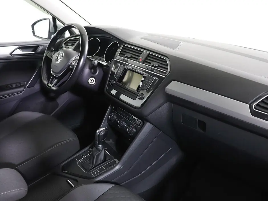 Volkswagen Tiguan, 2017 г.