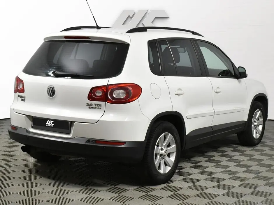 Volkswagen Tiguan, 2010 г.