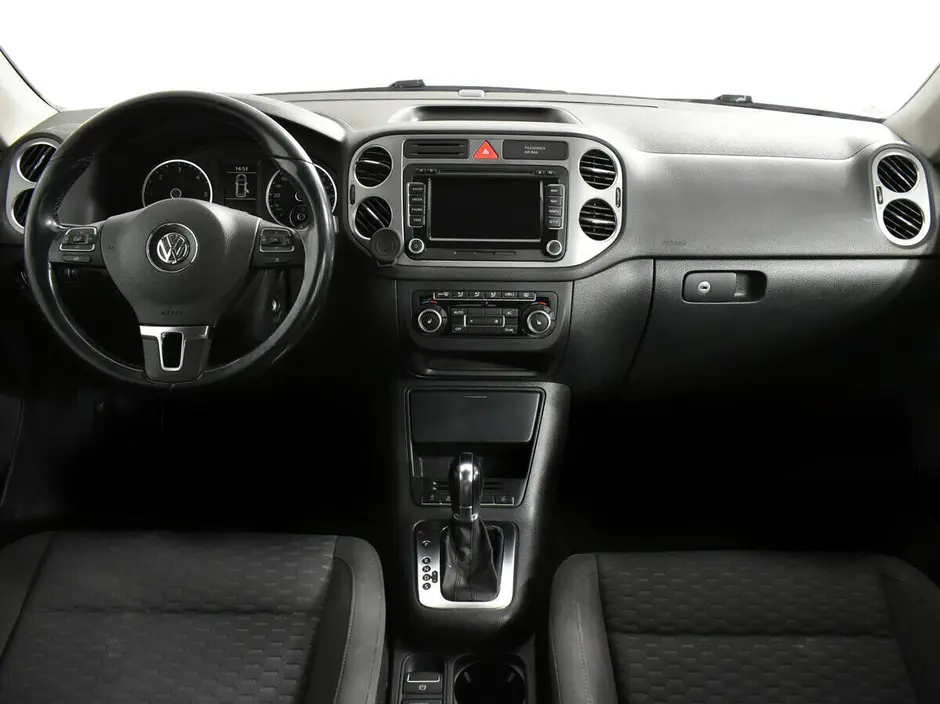 Volkswagen Tiguan, 2010 г.