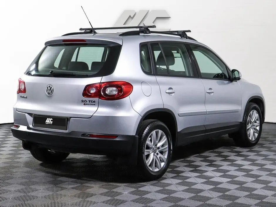 Volkswagen Tiguan, 2010 г.