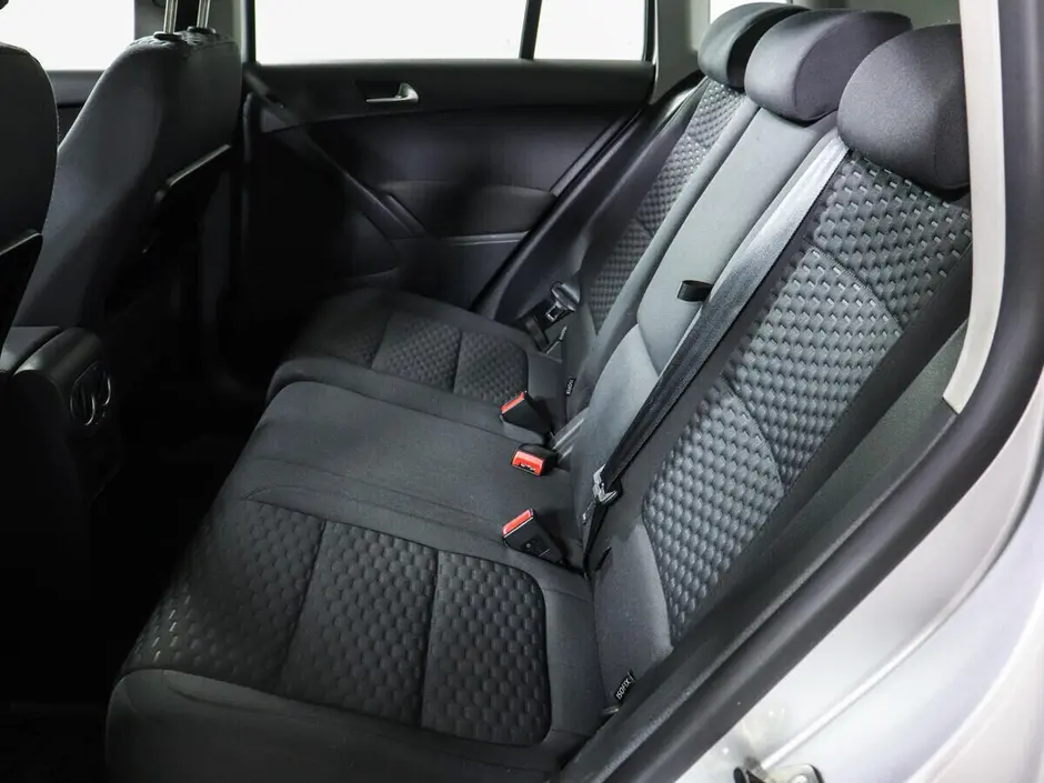 Volkswagen Tiguan, 2010 г.