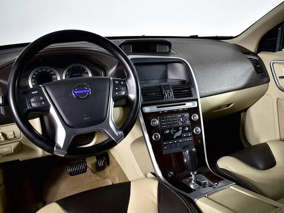 Volvo XC60, 2010 г.