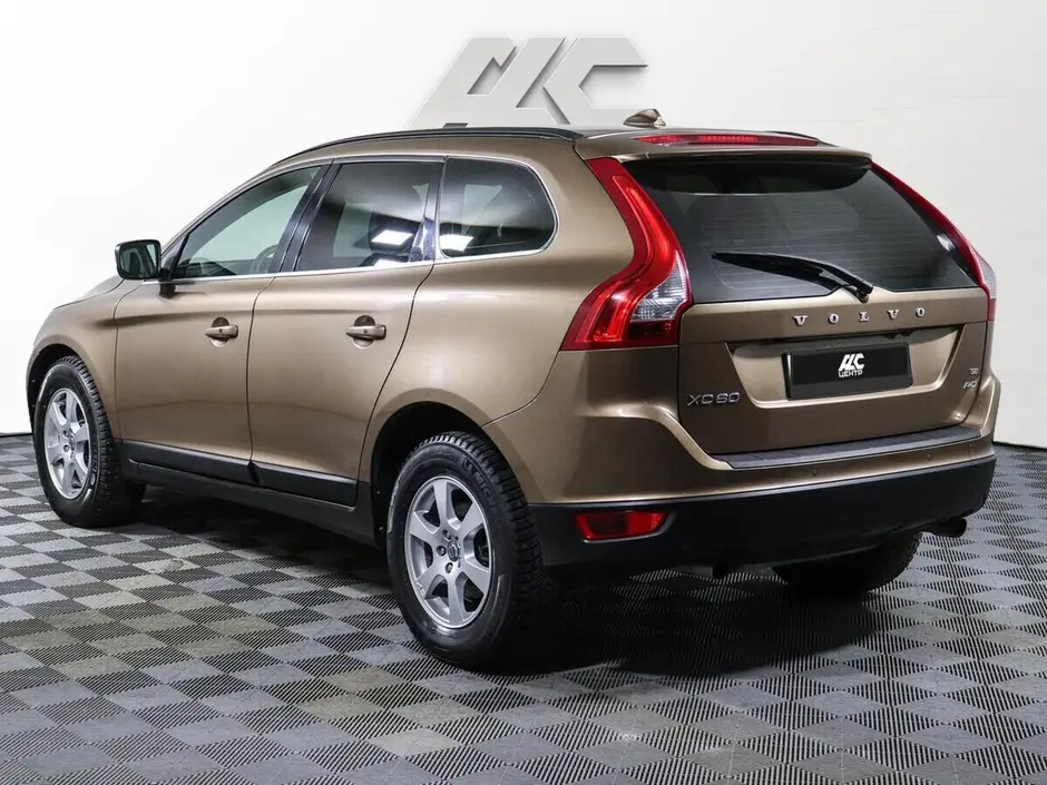 Volvo XC60, 2011 г.