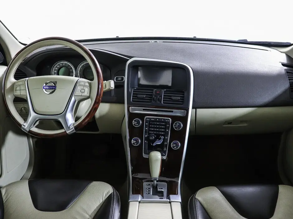 Volvo XC60, 2011 г.