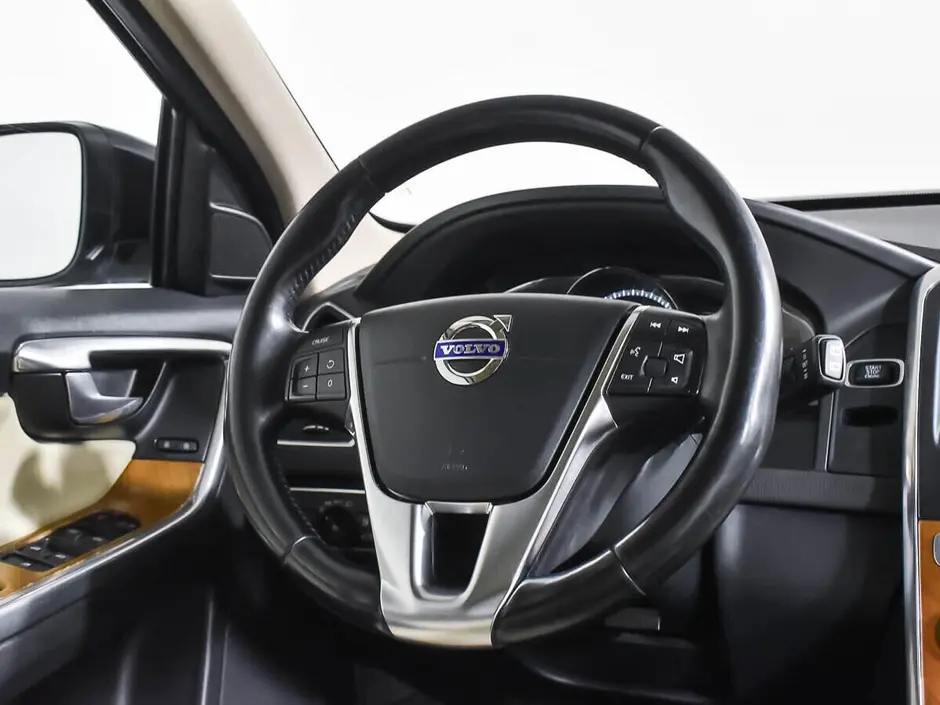 Volvo XC60, 2016 г.